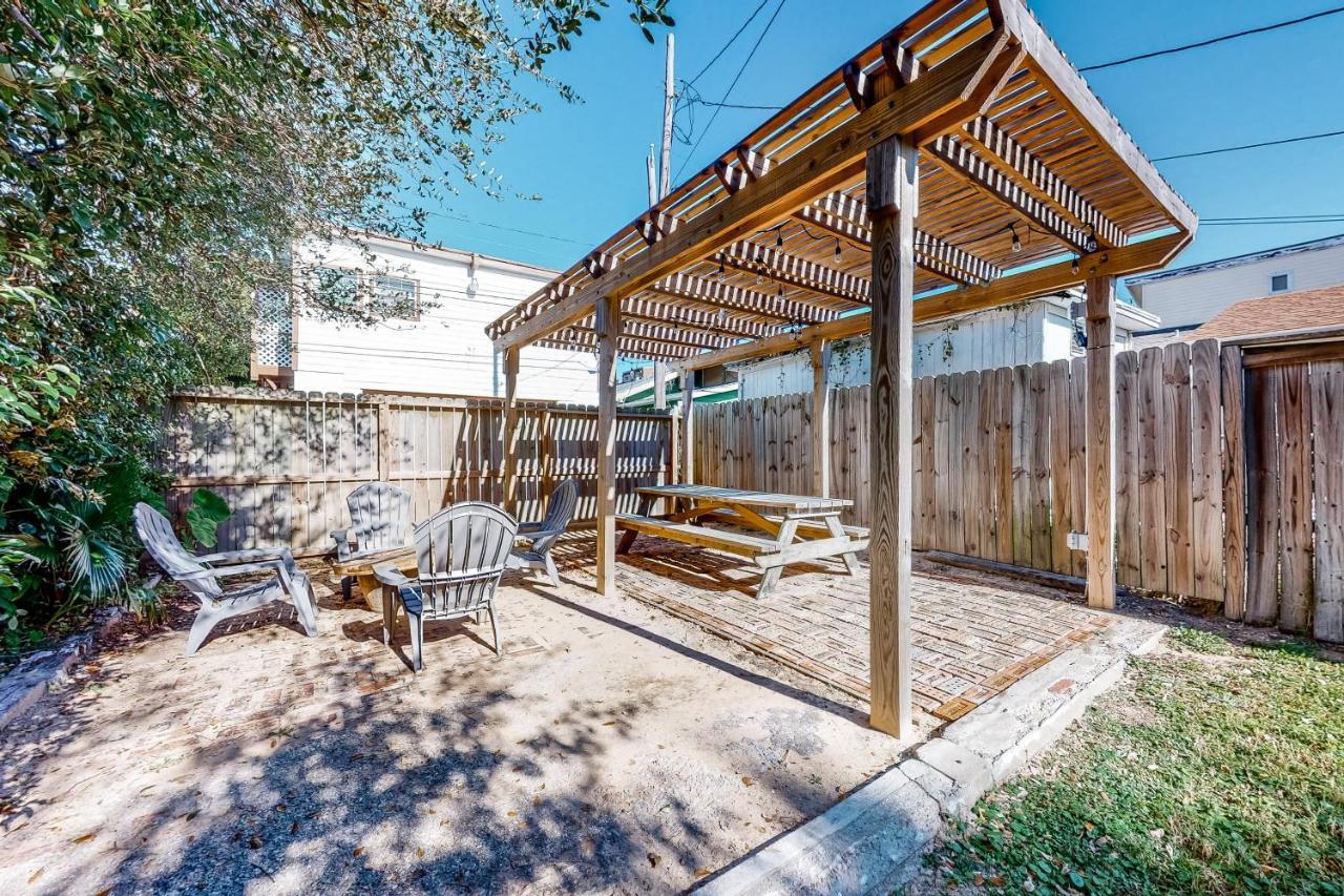 Castaway Cottage Γκάλβεστον Εξωτερικό φωτογραφία